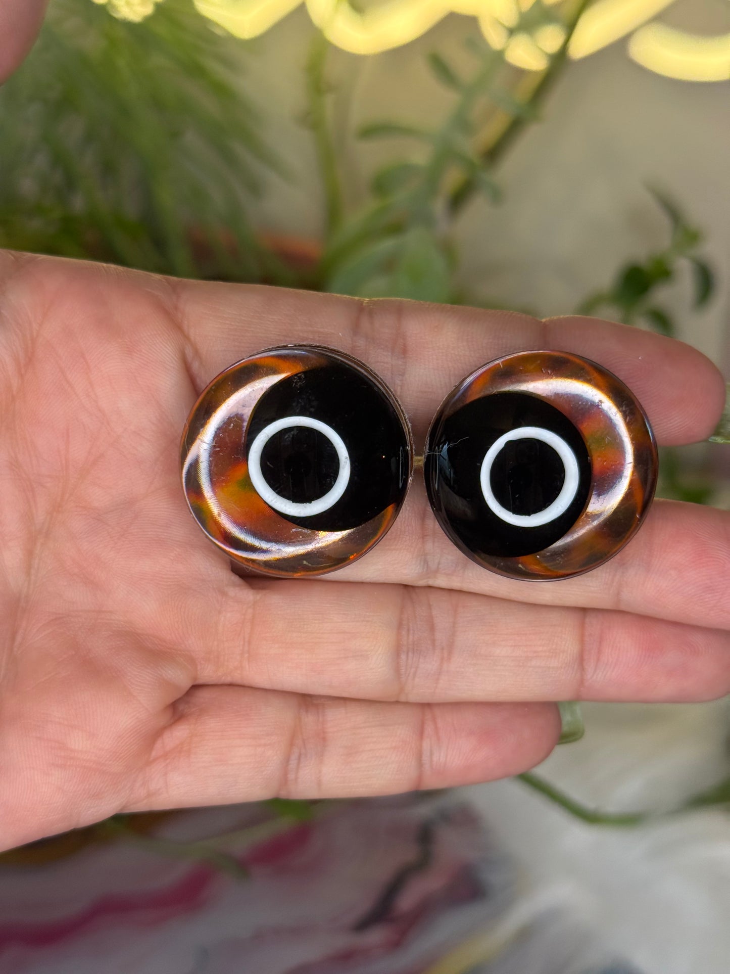 Mystery Eyes