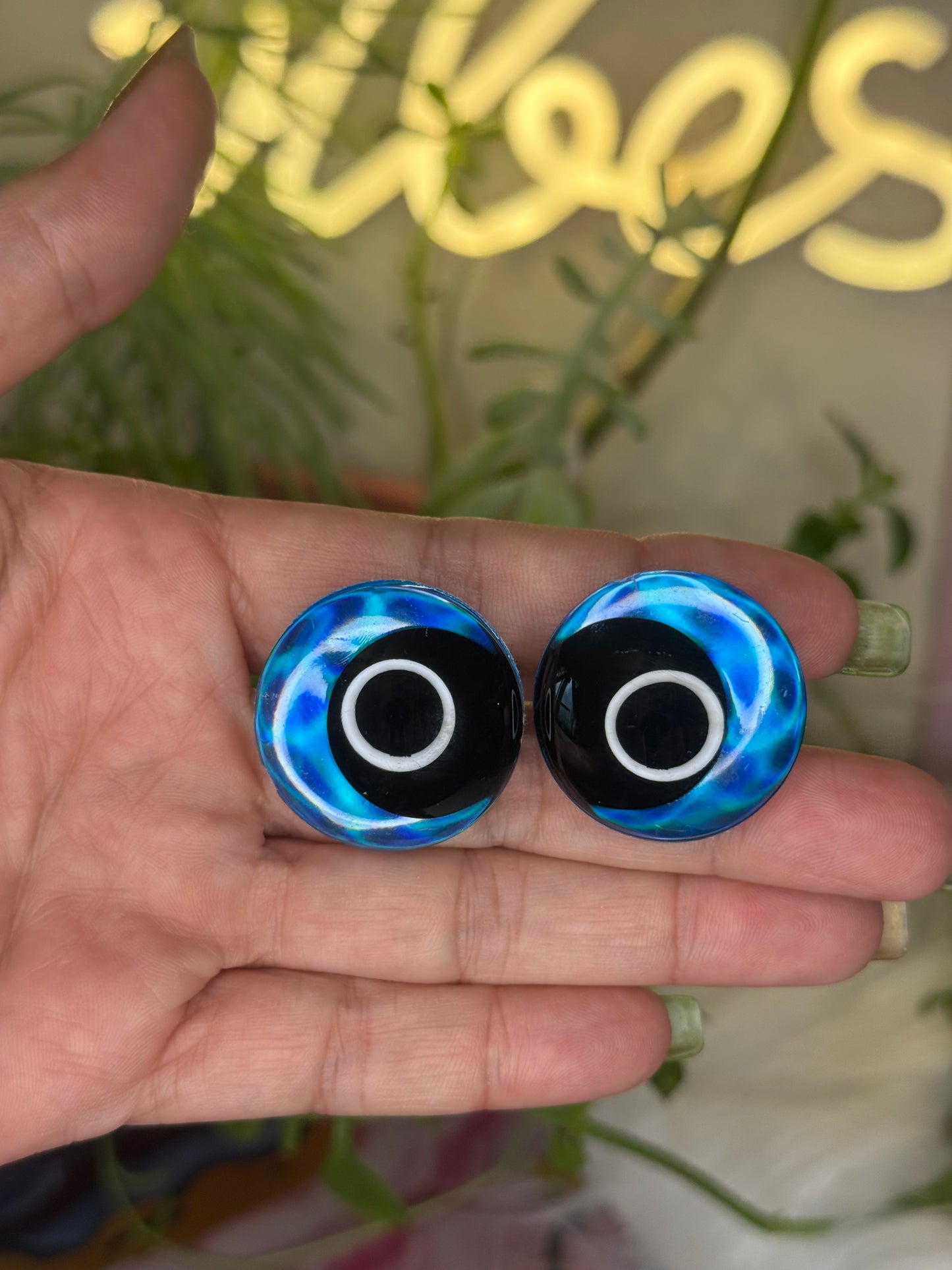 Mystery Eyes