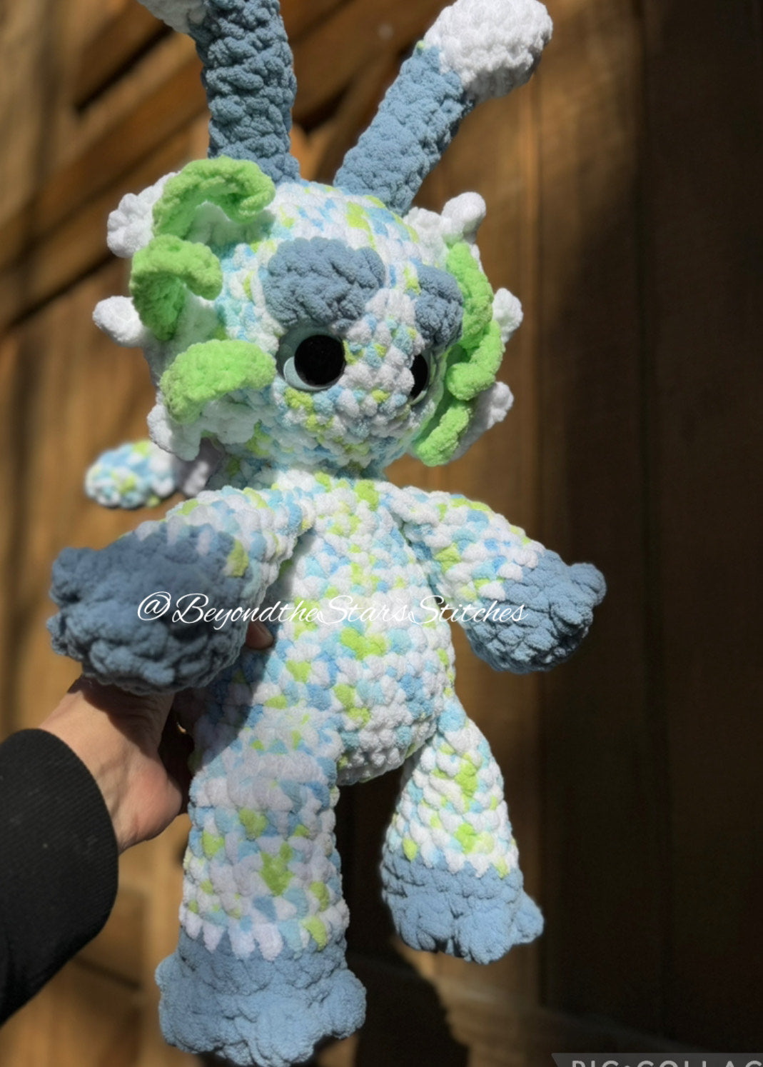 Axo the Alien Crochet Pattern